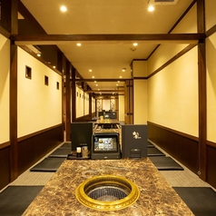 焼肉 白李 本通店の雰囲気1