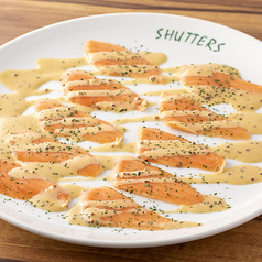 サーモンのカルパッチョ つぶマスタードソース