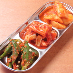 キムチ盛り合わせ