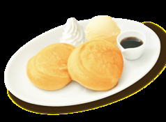 揚げパンケーキアイス[黒みつ付き]
