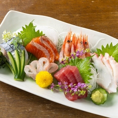 お刺身盛り合わせ