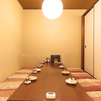 少人数から大人数までくつろげる掘りごたつ席もご用意！