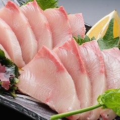 佐賀関の天然鰤刺身