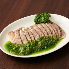 牛スネ肉の特製ネギソース