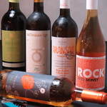 当店のこだわりはワインの品ぞろえの多さ！お客様に合ったワインをぜひ、探してみてください♪