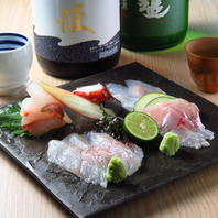 お造り盛り合わせ　1280円(税込)