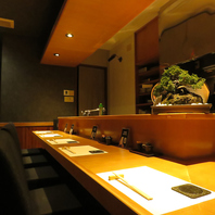 おひとり様やデートのご利用にぴったりなカウンター席。