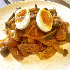 昭和クラシックナポリタン　半熟卵添え