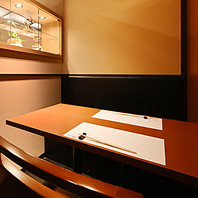 旬を捉えた“おまかせ”で味わう真っ当な鮨をご提供。