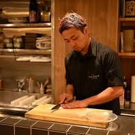 店主の手仕事が光る 季節の厳選食材と繊細な逸品