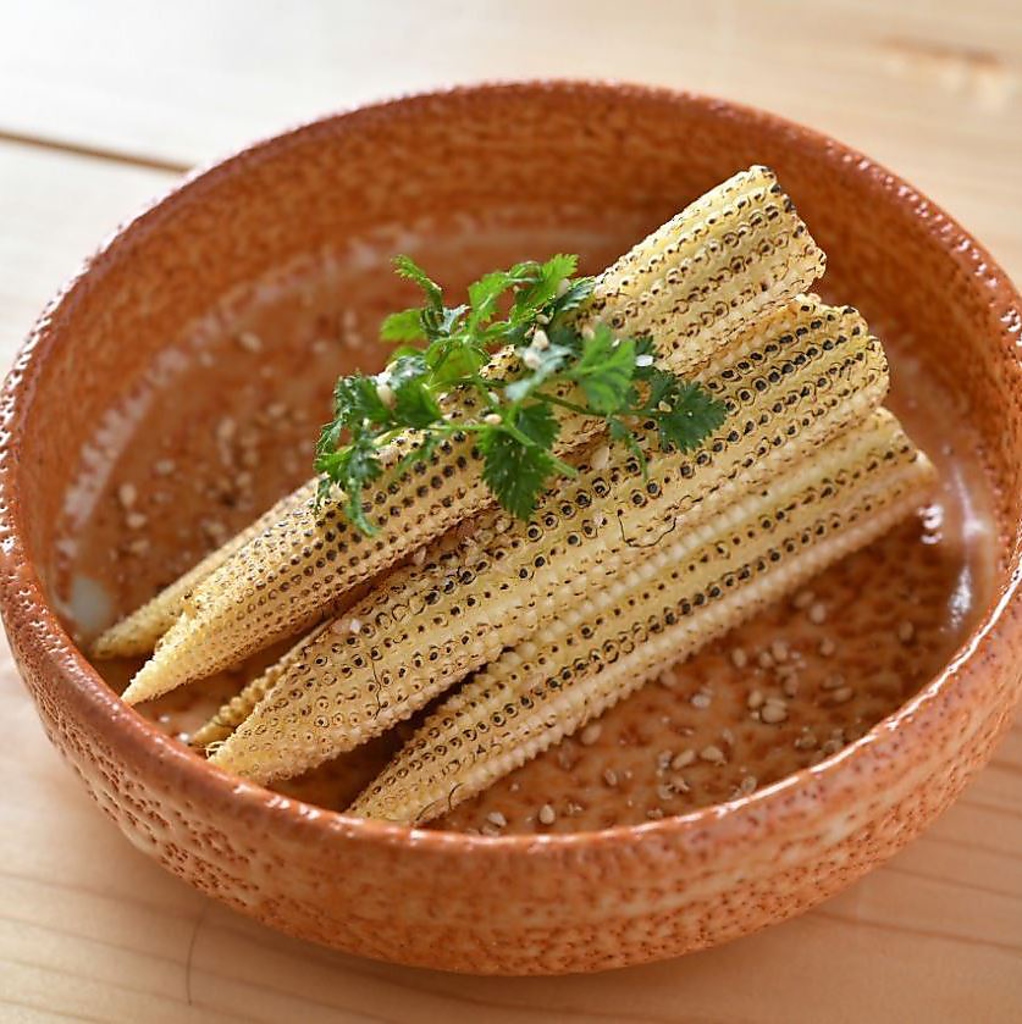 地産の野菜にもこだわり！炭火焼で丁寧に焼き野菜に♪