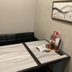 船から直送!朝獲れ鮮魚 まめたい寿司 牛込柳町店の雰囲気3