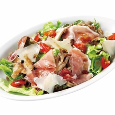 生ハムと3種キノコのサラダ