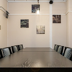 《プチ宴会にちょうど良い》メトロ中津駅・阪急中津駅・JR大阪駅から徒歩圏内の当店。駅近なので集まりやすく、終電を忘れることなくご利用頂けます。宴会用の飲み放題コースも多数ご用意してお待ちしております！