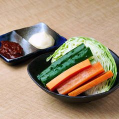 生野菜盛り(トン味噌マヨ)