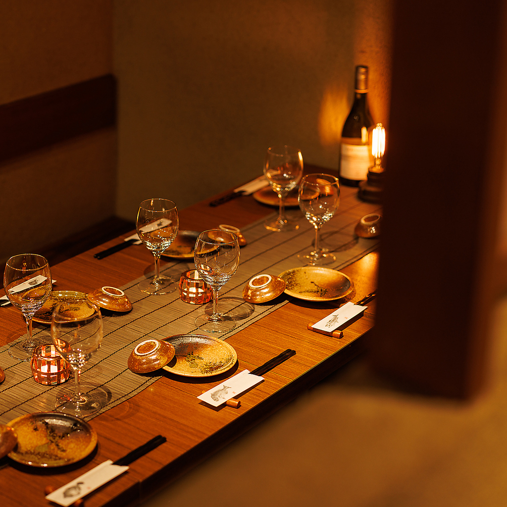 [宴会個室]2名様～個室利用可◎大人数でのご宴会にも最適♪フロア貸切は最大50名様まで対応☆