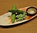料理メニュー写真 空豆の藻塩焼き