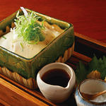 【各種ご宴会のご予約受付中！】自家製の豆腐の中にネギがたっぷり♪自家製ねぎ豆腐★