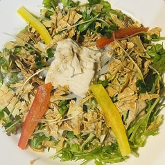 京水菜と湯葉のパリパリサラダ