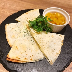 4種のチーズのトルティーヤ巻き