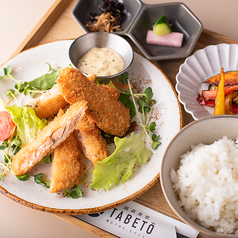 サクサク サーモンフライ定食