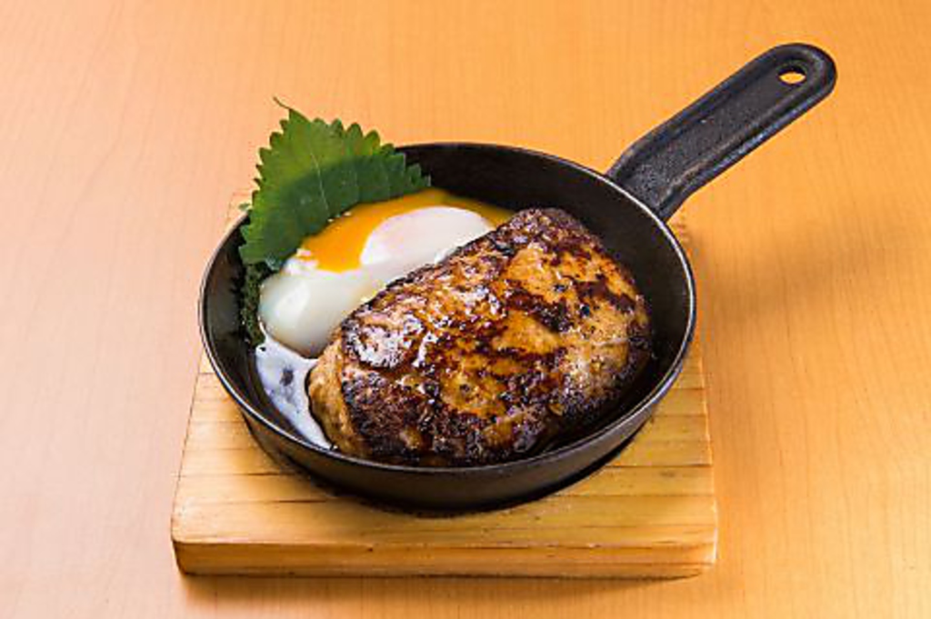 自家製生つくねと豆腐を手ごねした鶏バーグ