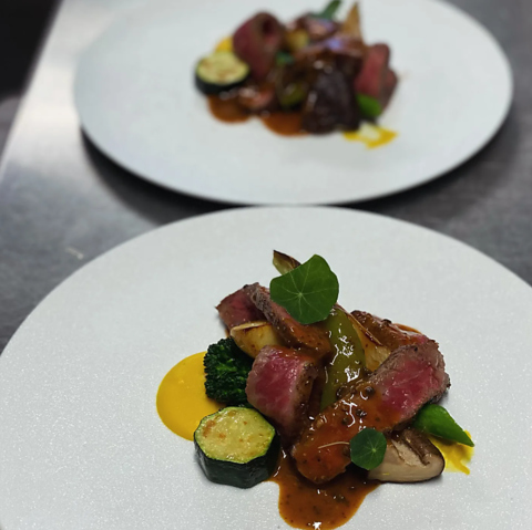 佐賀県の豊かな自然が育む食材と有明海の珍しい海の幸を使用した料理を提供◎