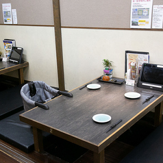 掘りごたつ席です。