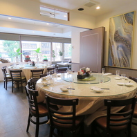 個室も完備！広くきれいな店内をご利用ください！