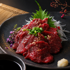 馬刺し