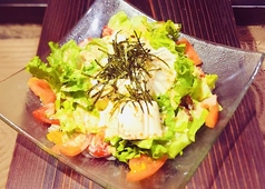 豆腐サラダ