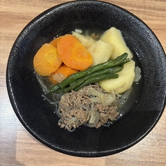 鶏ガラだしの肉じゃが