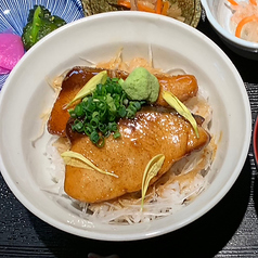 金沢の醤油とバターで仕上げた「ぶりステーキ丼」