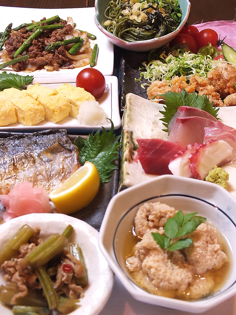 月替わりのコースは、何度行っても飽きないほっこりする手作りの味♪