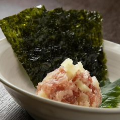 鮪たたき沢庵和え「まぐたく」