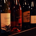 常時50種以上！ソムリエが春・夏・秋・冬と季節によっておいしいワインを入荷させています。