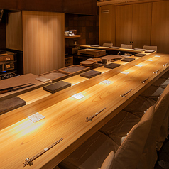 カウンター12席