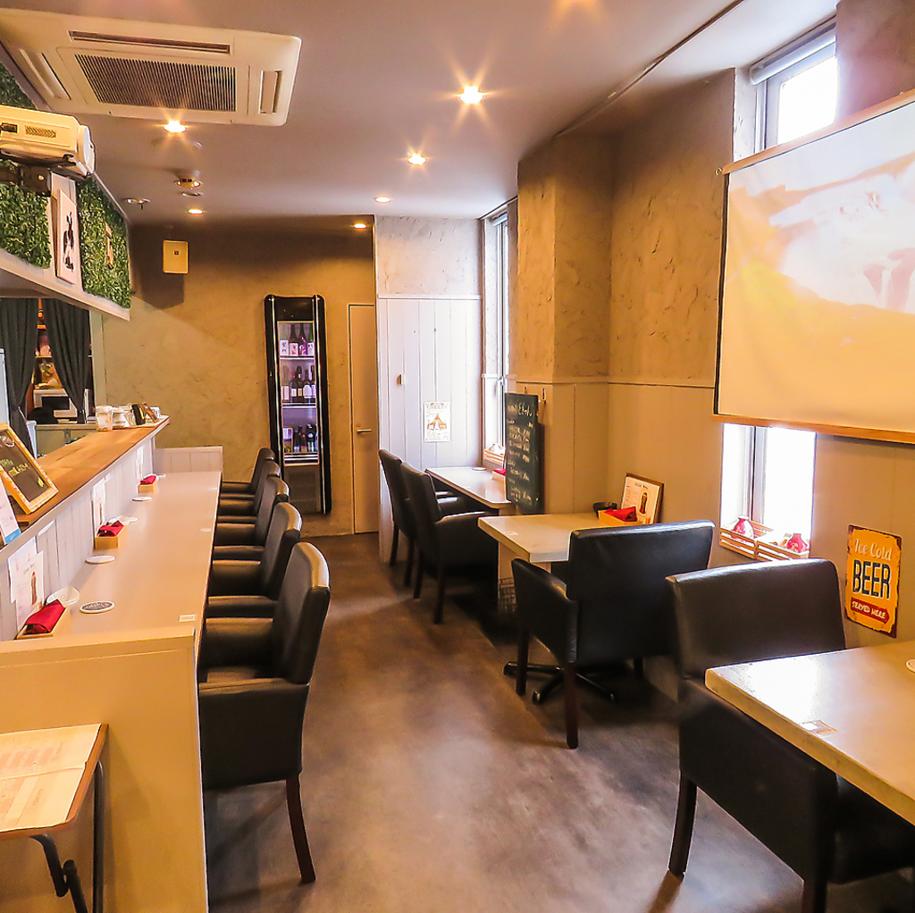 店主こだわりのお酒の料理を楽しめる大人の隠れ家DINING