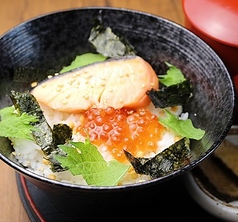 銀鮭といくらの出汁茶漬け