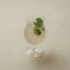 ラ・フランスとトリュフハニーのソーダ