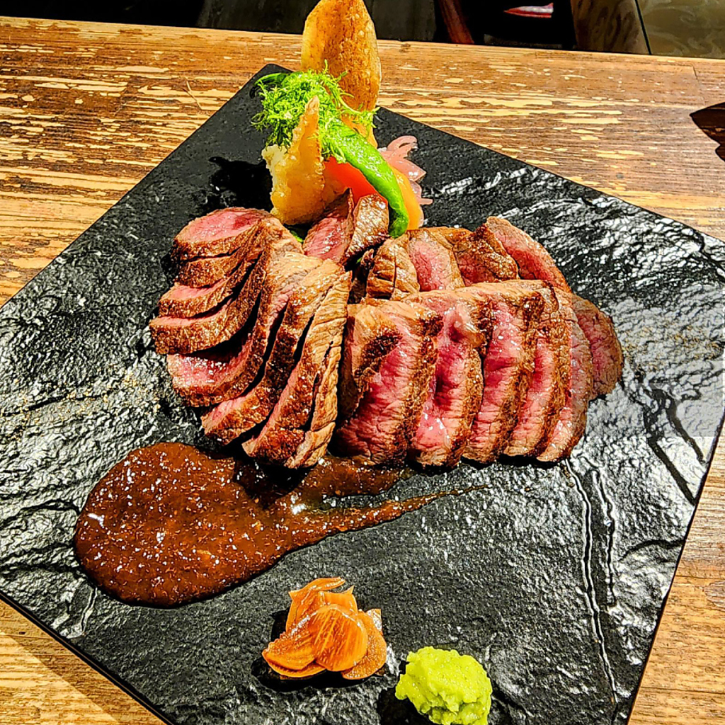 神戸牛はやっぱりステーキがベスト！