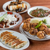 餃子と唐揚げで楽しむ酒場メシ