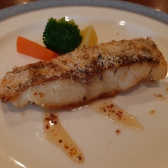 真鯛の香草パン粉焼き　ハニーマスタードソース