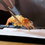 新鮮な油で揚げる天ぷらをご堪能下さい