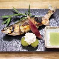 四季折々の旬の食材で彩る職人技光る料理の数々