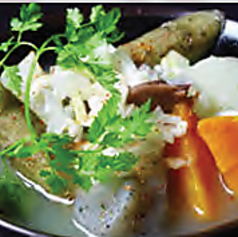 鶏モツの塩煮込み