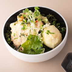 北坂卵のとろ～り卵天ぷらと鶏天の親子丼
