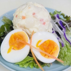 自家製ポテトサラダ