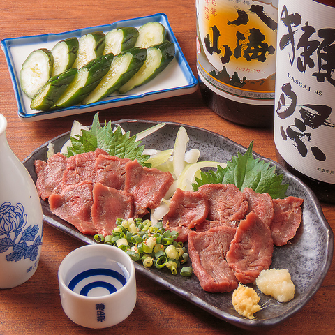 こだわりの馬刺し！コスパ最強の居酒屋。