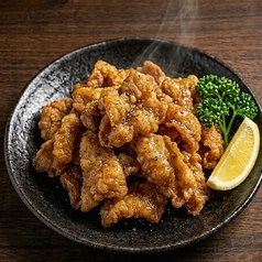 カリッカリ鶏皮揚げ　2倍盛り